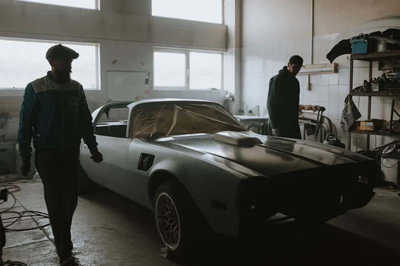 Bought for Five Hundred Bucks: The People Rebuilding Junkers — and Themselves